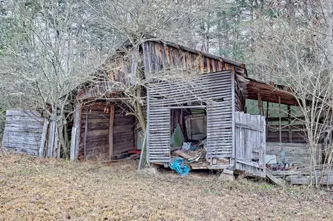Exterior - 9 Wig King Dr, Murphy, NC 28906 photo 10 of 17