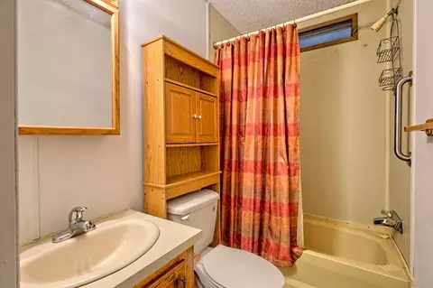 Bath - 9 Wig King Dr, Murphy, NC 28906 photo 5 of 5