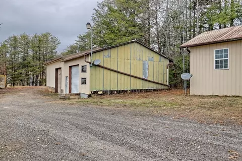 Exterior - 9 Wig King Dr, Murphy, NC 28906 photo 4 of 17
