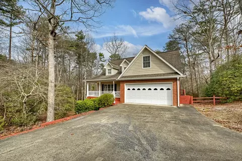 220 Oak Ridge Ln, Ellijay, GA 30536