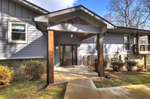 117 Milam St, Blue Ridge, GA 30513