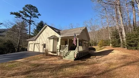 2356 Robin Hood Trl, Hiawassee, GA 30546
