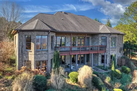 100 Fox Paw Leaf Ct, Ellijay, GA 30536