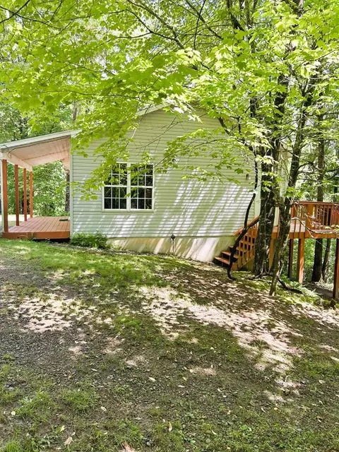 377 Scenic Dr, Hayesville, NC 28904