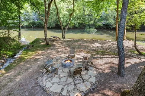 46 Floral Ct, Ellijay, GA 30540