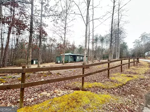 6 Grove Ln, Cleveland, GA 30528