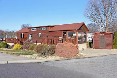 52 Foggy Mountain Rd, Blairsville, GA 30512