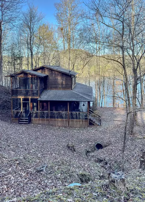 50 Lake Dr, Murphy, NC 28906
