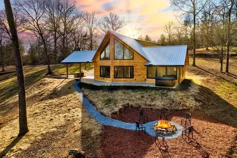 187 Briar Woods Ln, Blue Ridge, GA 30513