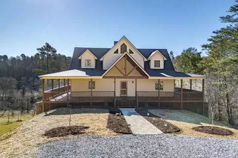 661 Toccoa River Frst, Mineral Bluff, GA 30559