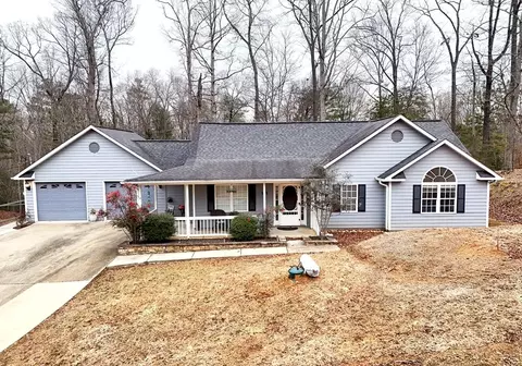 111 Seneca Way, Ellijay, GA 30540