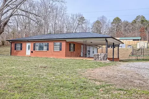 25 Grizzle Dr, Blairsville, GA 30512