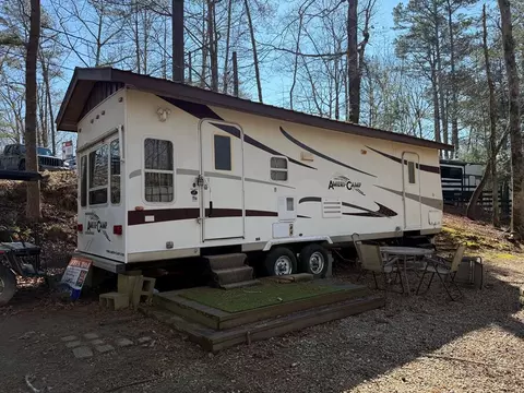 73 12th St, Ellijay, GA 30540