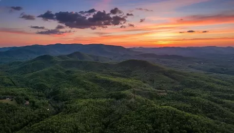 3 12 Acr Eric Ln, Ellijay, GA 30540
