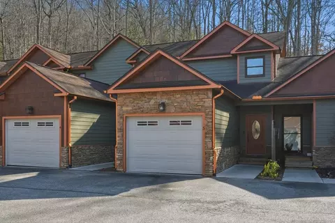 130 Emory Cir UNIT 5, Blairsville, GA 30512