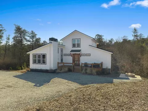 295 Mountain Laurel Rdg, Mineral Bluff, GA 30559