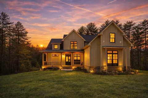 291 Aspen Ave, Ellijay, GA 30536