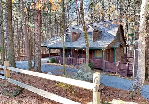 63 Misty Oaks Ct, Ellijay, GA 30536