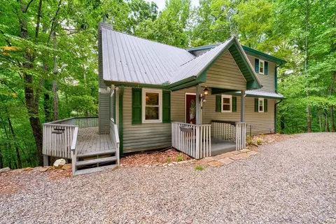 708 Wilson Mountain Rd, Blairsville, GA 30512
