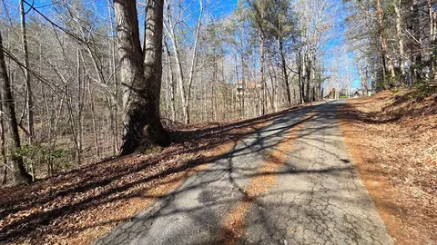 11 Mountain Cove Drive, Young Harris, GA 30582