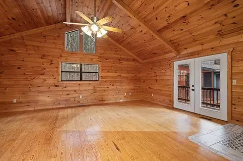 Living - 105 River Rd, Cherry Log, GA 30522 photo 8 of 11