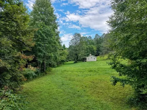 580 Emmaus Rd, Epworth, GA 30541