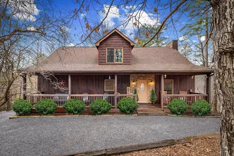 1503 Garnet Dr, Ellijay, GA 30540