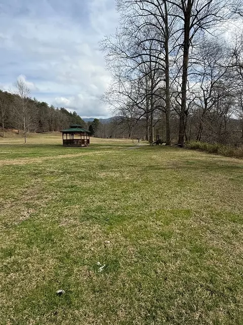 0 Seneca Dr, Ellijay, GA 30540