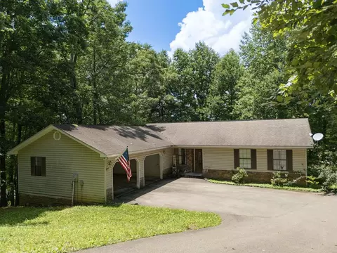 99 Highland Cir, Blue Ridge, GA 30513