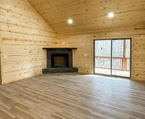 Living - 39 Moon Howler Dr, Murphy, MD 20906 photo 3 of 3