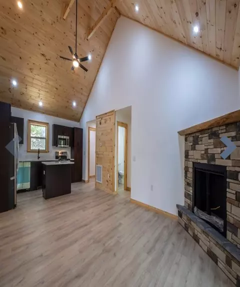 Living - 39 Moon Howler Dr, Murphy, MD 20906 photo 1 of 3