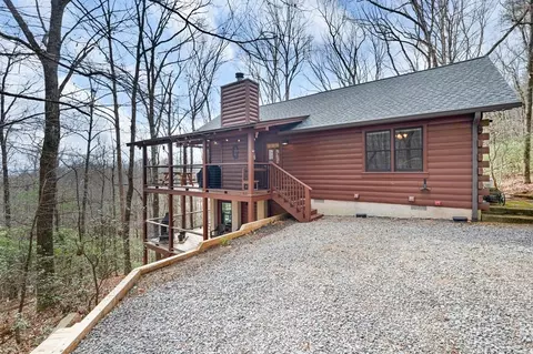 173 Mountain Laurel Ln, Ellijay, GA 30536
