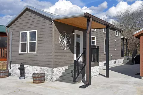 435 Golden Nugget, Blairsville, GA 30512