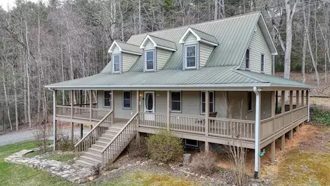 2478 Hi River Rd, Hiawassee, GA 30546