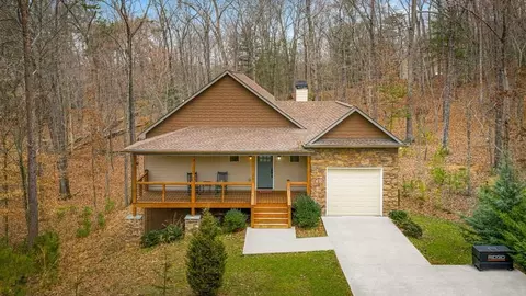 156 Ridgecrest Ct, Ellijay, GA 30540