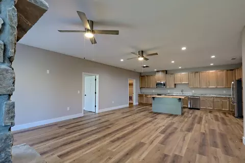 Living - 472 Hogsed Dr, Hayesville, NC 28904 photo 3 of 9