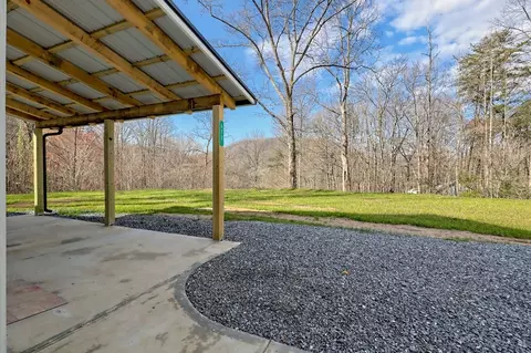 Exterior - 472 Hogsed Dr, Hayesville, NC 28904 photo 14 of 16