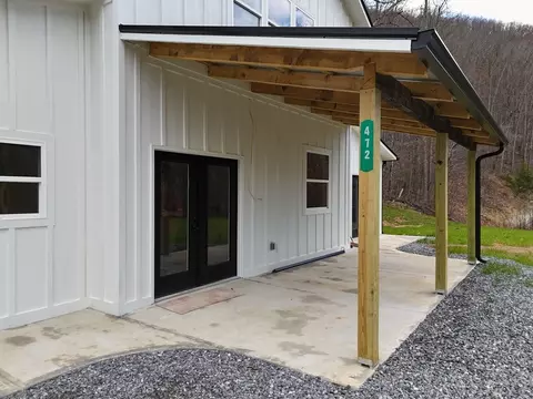 Exterior - 472 Hogsed Dr, Hayesville, NC 28904 photo 3 of 16