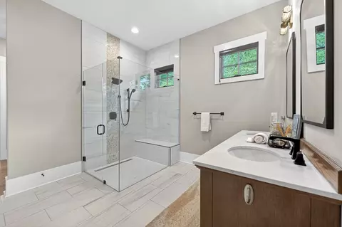 Bath - 658 Old Toccoa Loop, Mineral Bluff, GA 30559 photo 1 of 10