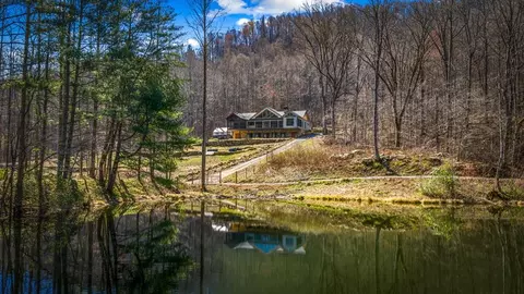 120 Cohutta Ranch Rd, Blue Ridge, GA 30513