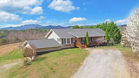 140 Newman Rd, Farner, TN 37333