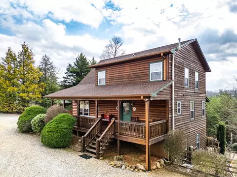 210 Pin Oak Rdg, Murphy, NC 28906