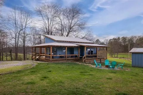 33 Harris Ln, Blue Ridge, GA 30513