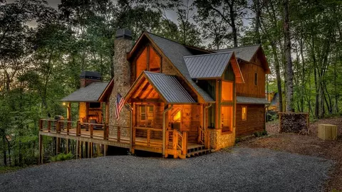 149 Heritage Dr, Mineral Bluff, GA 30559