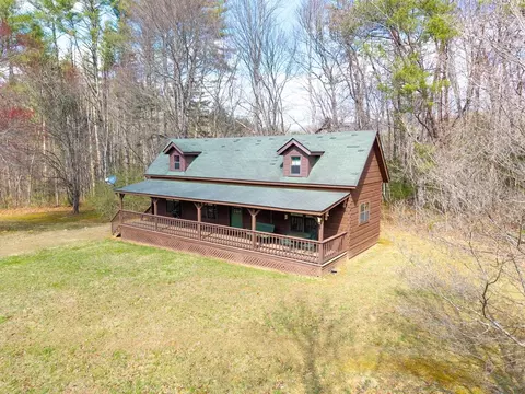 1852 Deer Run Cir, Hiawassee, GA 30546