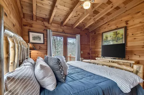 Bedroom - 4081 Whitepath Rd, Cherry Log, GA 30522 photo 5 of 7