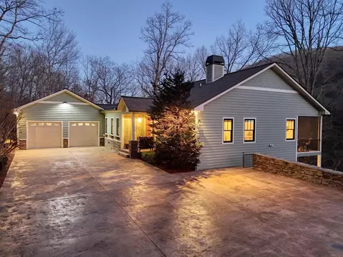 605 Owl Creek Rd, Hiawassee, GA 30546