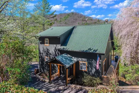 204 Fortenberry Creek Rd, Blairsville, GA 30512