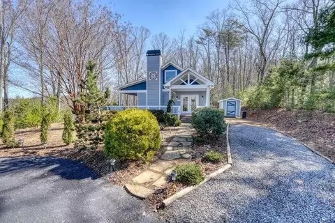 2081 Gallatin Rd, Young Harris, GA 30582