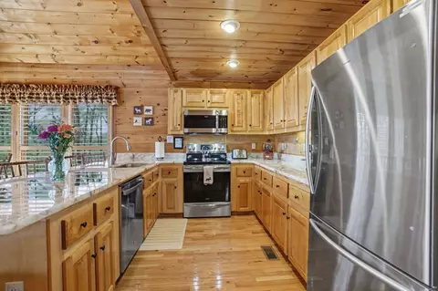 Kitchen - 494 Lower Prince Mountain Rd, Cherry Log, GA 30522 photo 2 of 2